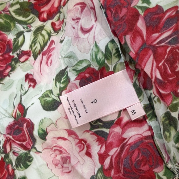 Selkie Roses are red silk slumber party set - Picture 7 of 15